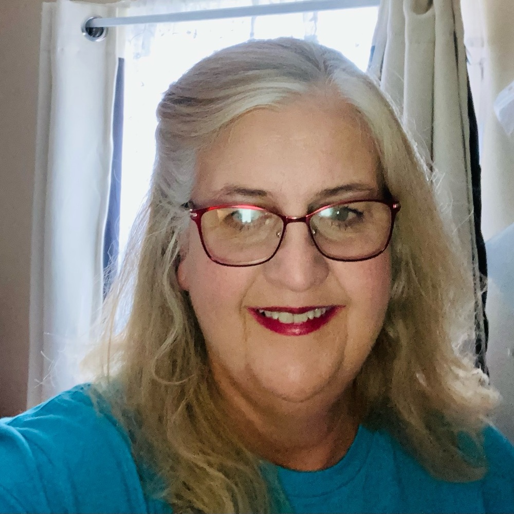 Meet your Posher, Janet